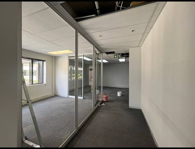 208M² OFFICE TO LET IN ILLOVO